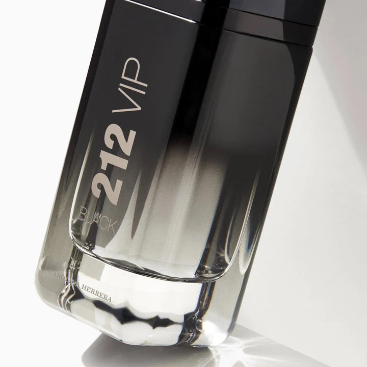 212 VIP Black Eau de Toilette For Men Eau de Parfum, 100ml