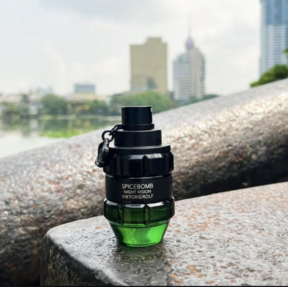 Viktor & rolf spicebomb** night vision EDP